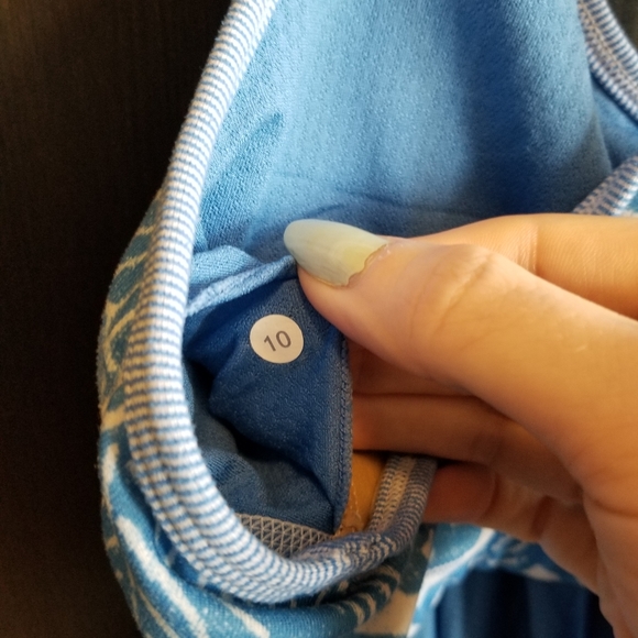 Lululemon No Limits Tank - Picture 4 of 4